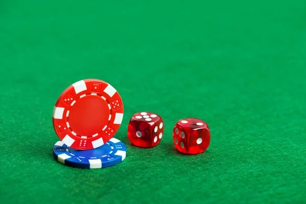 Tournament payout structure displayed alongside game prize table